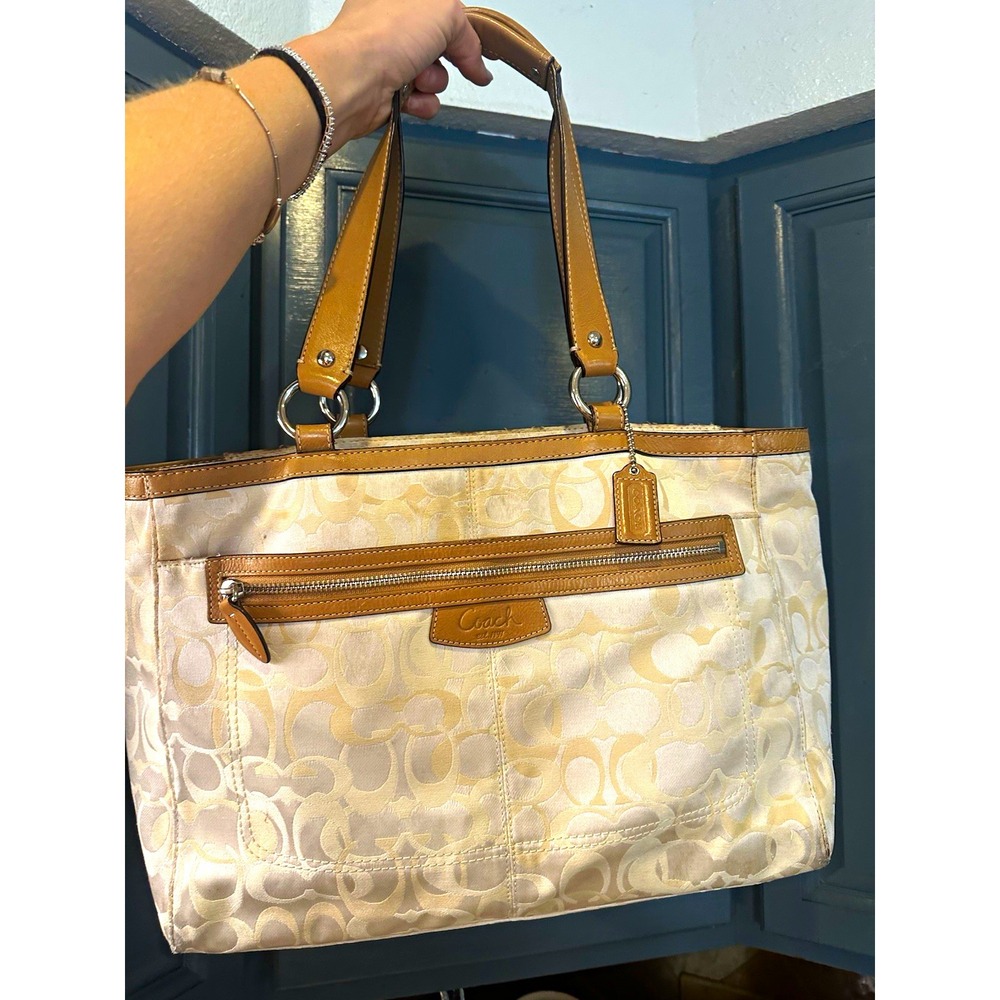 Coach F15121 Penelope Optic Signature Jacquard Tote Ivory Tan Leather Y2K